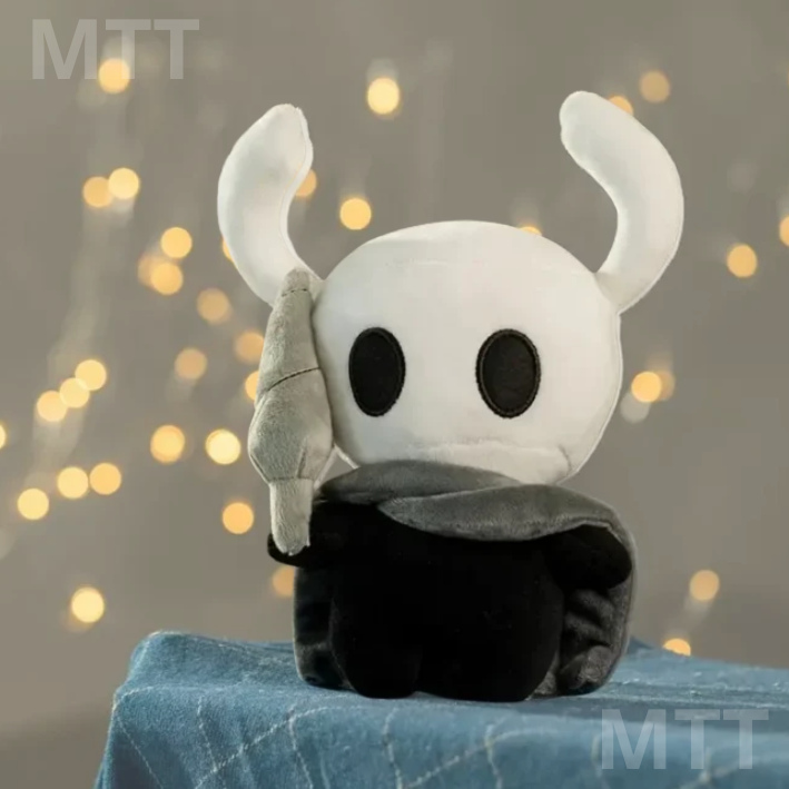 Peluche Coleccionable Hollow Knight – El Caballero con Aguijón y Capa