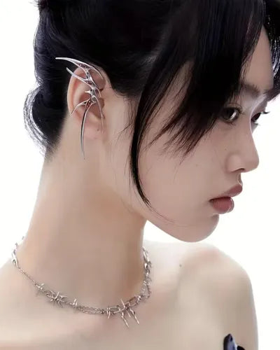 Par de Ear Cuffs Orejas de Elfo Mariposa Metálica