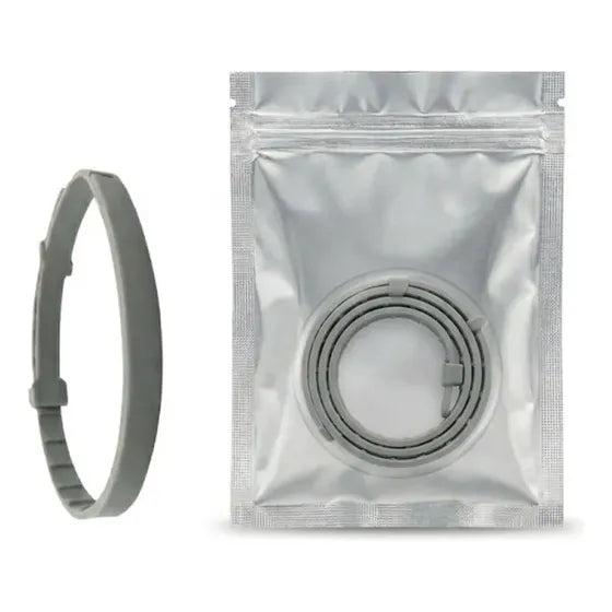 Collar antipulgas ajustable de silicona para gatos marca PetL