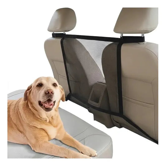 Red de seguridad ajustable para mascotas instalada en el auto